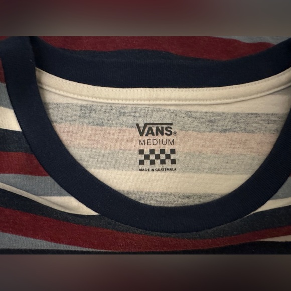 VANS Ladies Classic Fit Tee. Size Medium. - Picture 4 of 8